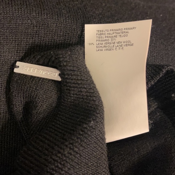 NWOT DSquared2 100%virgin wool turtleneck. Size L - Picture 11 of 11